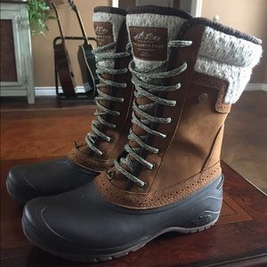 North Face Women’s Shellista ii Mid